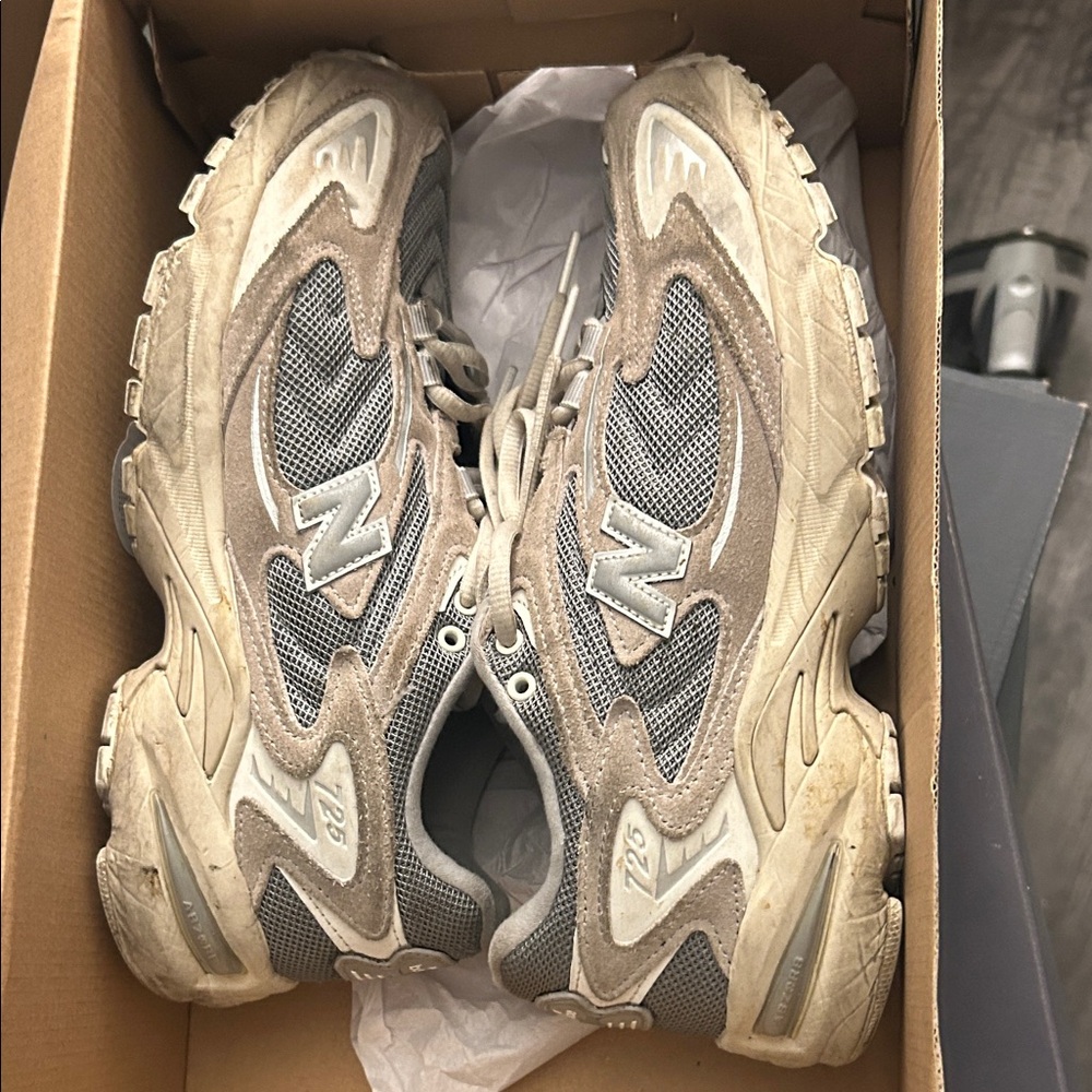New Balance Gray and Beige Athletic Shoes